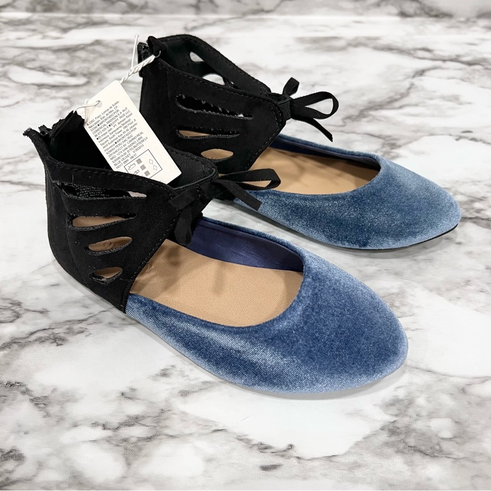NWT Old Navy Blue Velvet Flats
